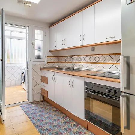 Apartamento Awesome In With Wifi